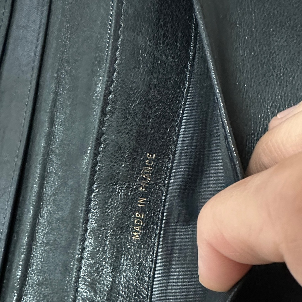 CHANEL Black Patent Leather Continental Wallet with Gold CC Emblem - Picture 7 of 11